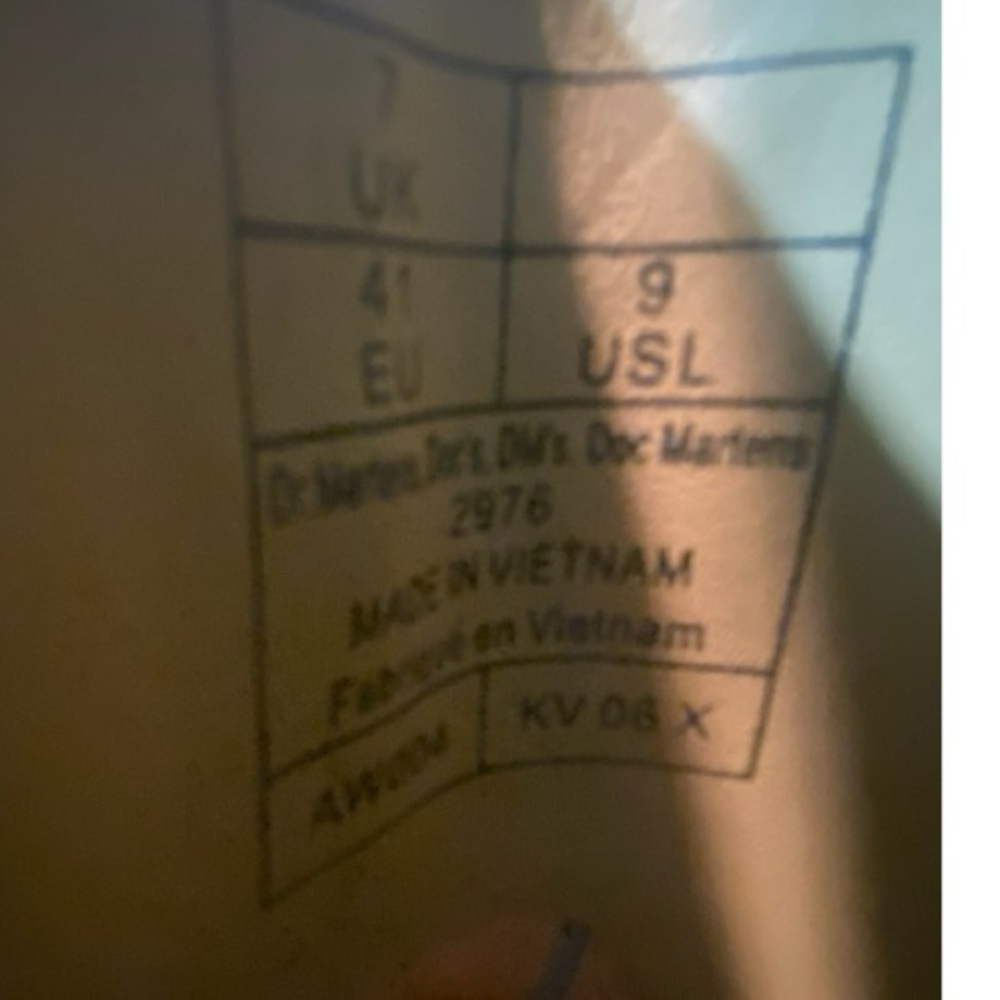 Doc Martins Chelsea Boot in White Smooth Leather Size 9 - Picture 7 of 10